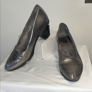 Grunge Fly London Gun metal Silver Women's walkabouts size 8